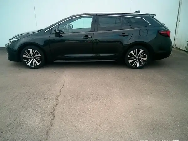 COROLLA TS